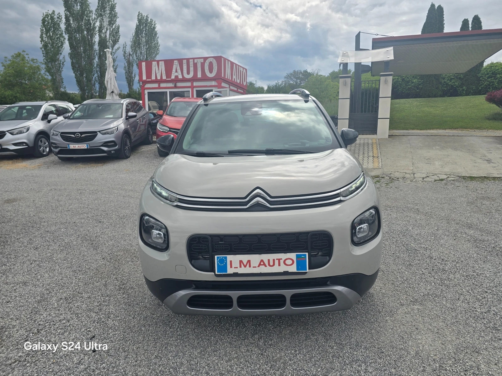 Citroen C3 Aircross 1.2i-110k.c-NAVI-FACE-ITALIA - изображение 2