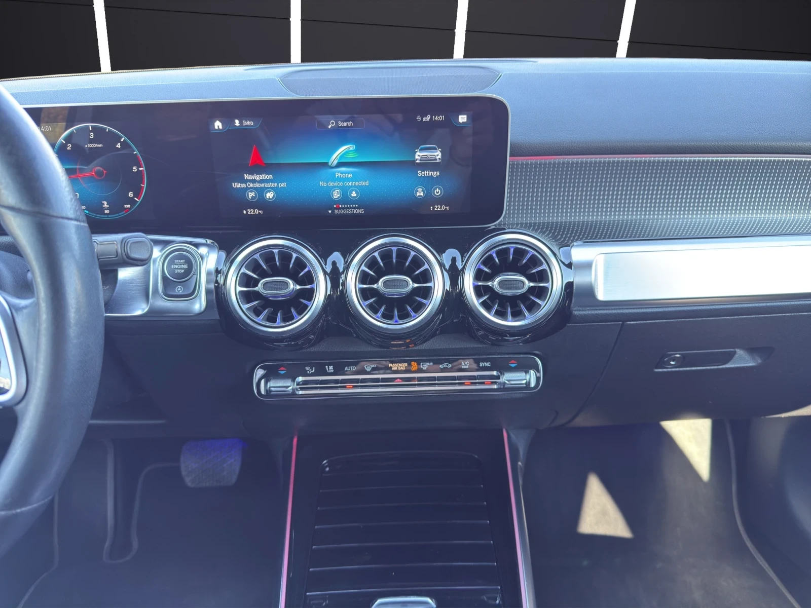 Mercedes-Benz GLB 200d* DISTRONIC* CAMERA | Mobile.bg   13