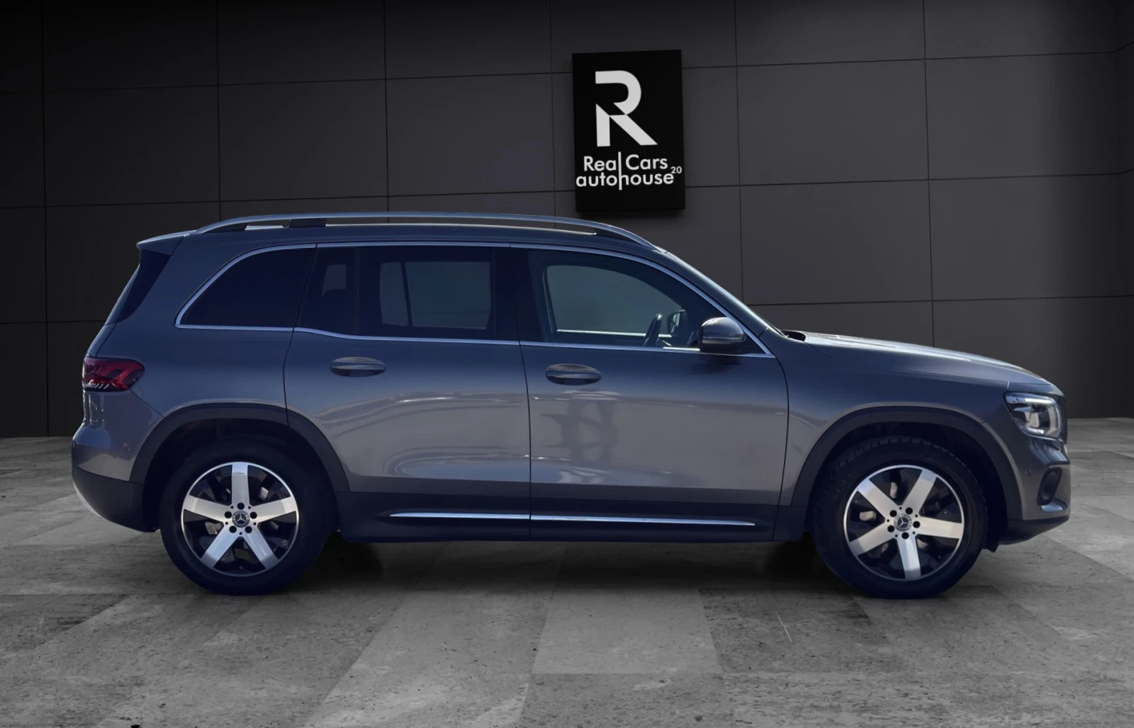 Mercedes-Benz GLB 200d* DISTRONIC* CAMERA - изображение 4