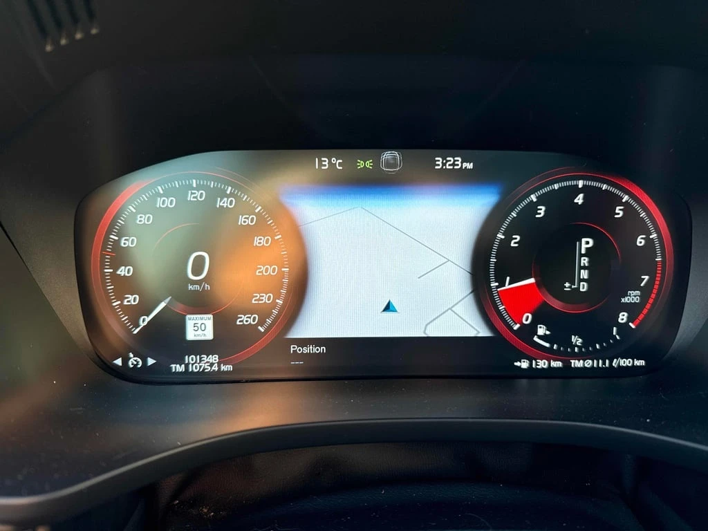 Volvo XC60 * Momentum * CARFAX * БЕЗ ПЪРВОНАЧАЛНА ВНОСКА - изображение 8
