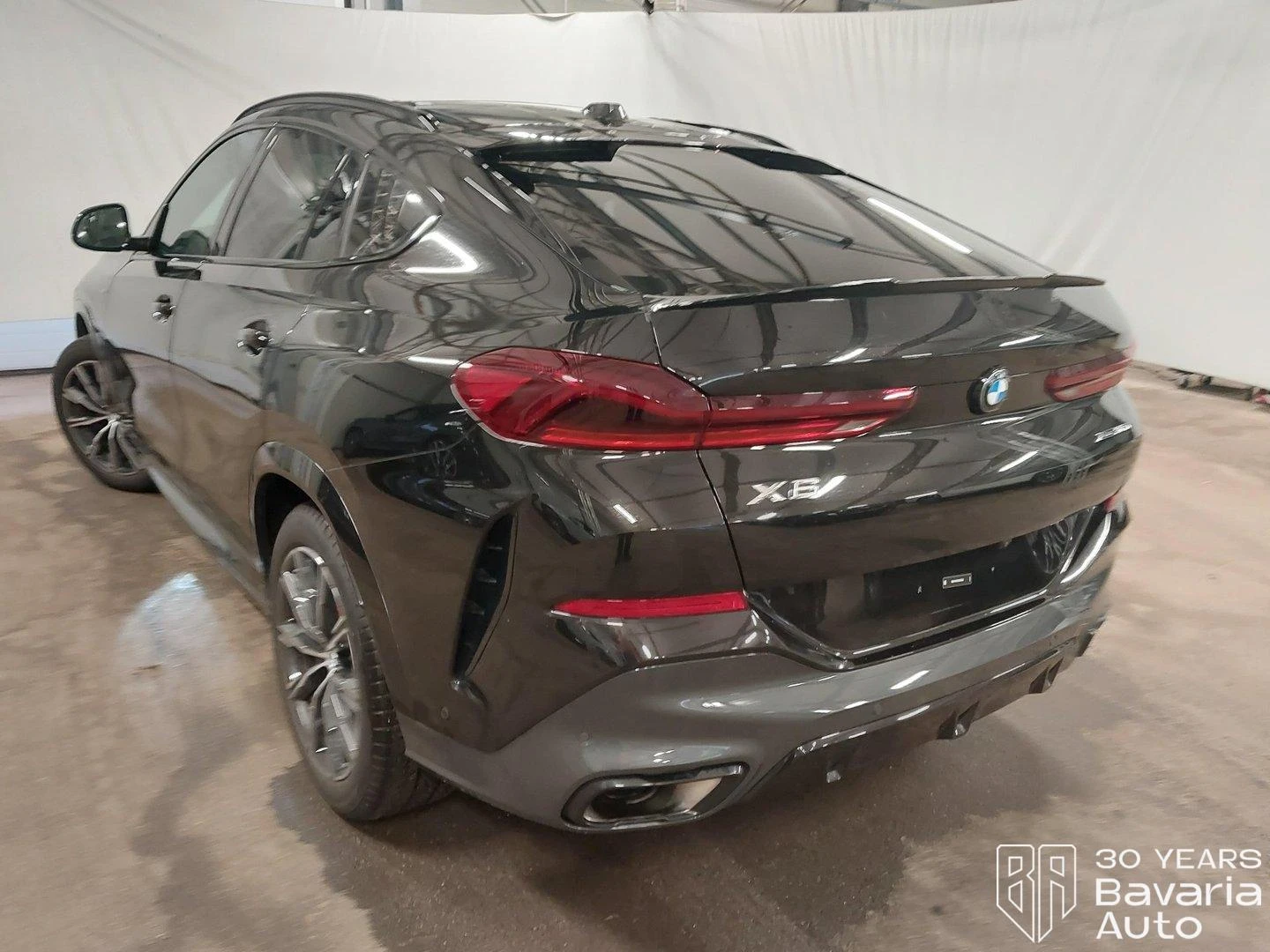 BMW X6 30d xDrive M Sport Paket Individual - изображение 2