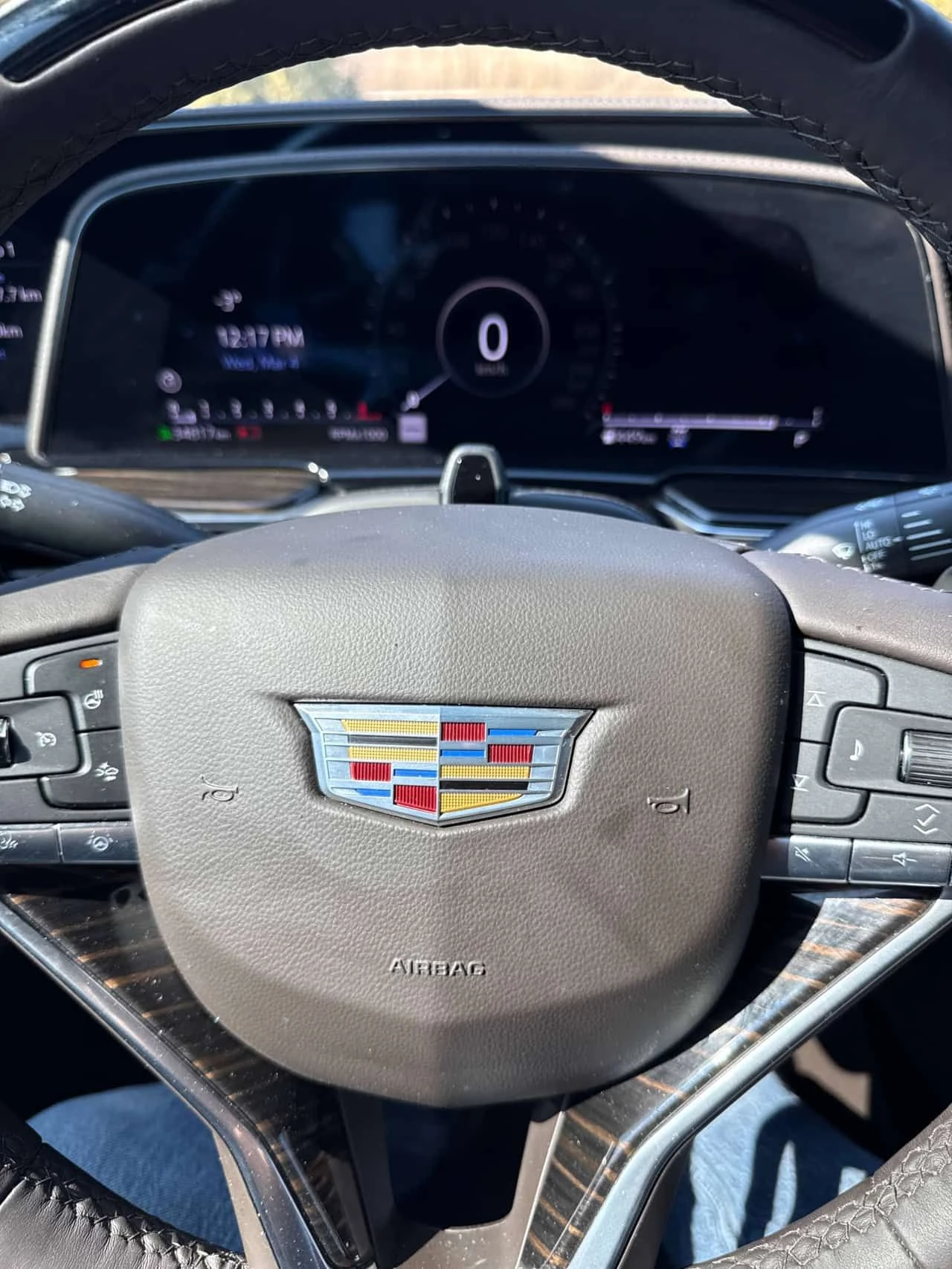 Cadillac Escalade * 4WD Premium Luxury * CARFAX * AKG * HEAD UP *  - изображение 7