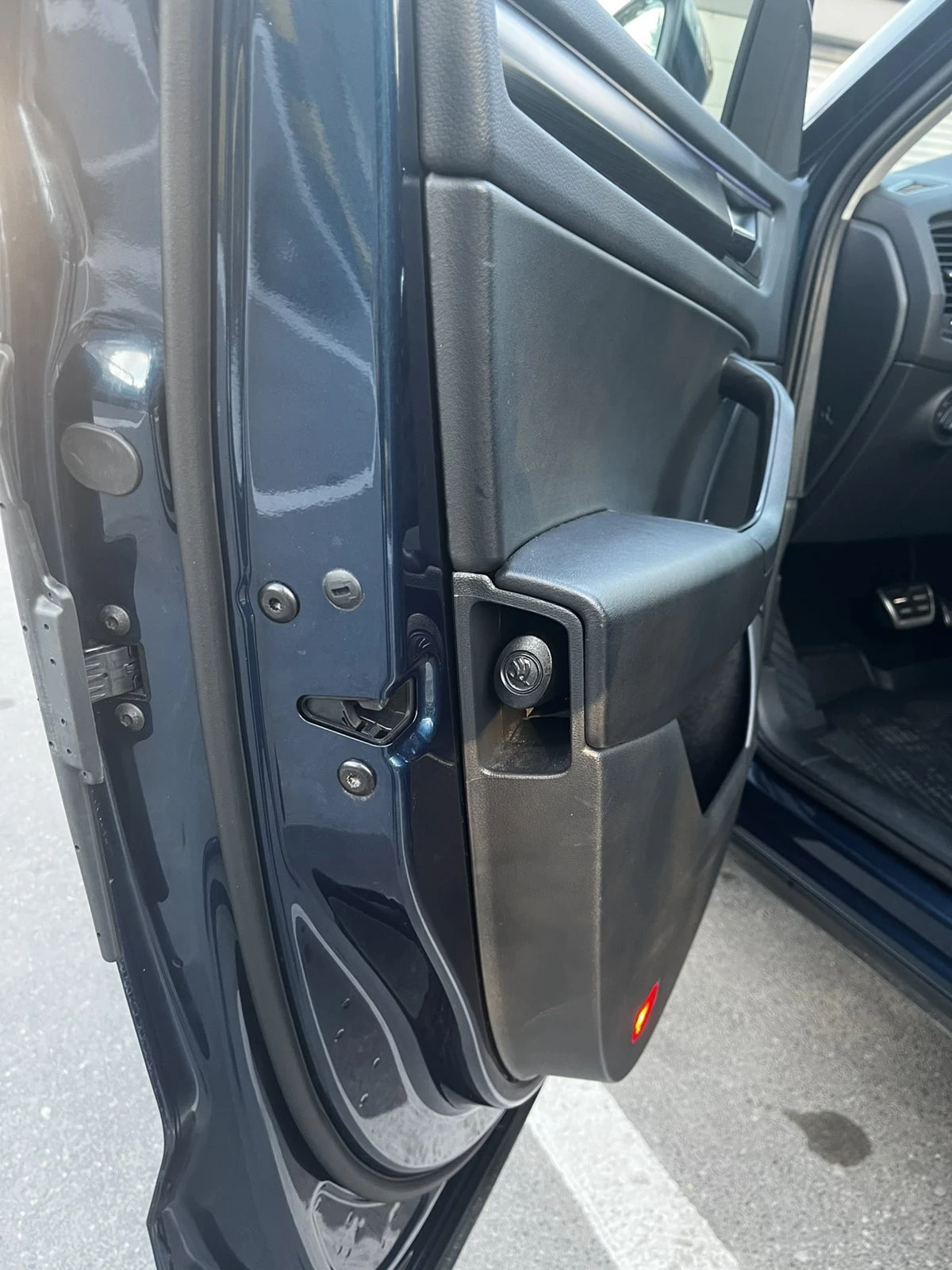 Skoda Kodiaq 2, 0 TDI-150HP, 7DSG, 4x4, снимка 6 - Автомобили и джипове - 53825222