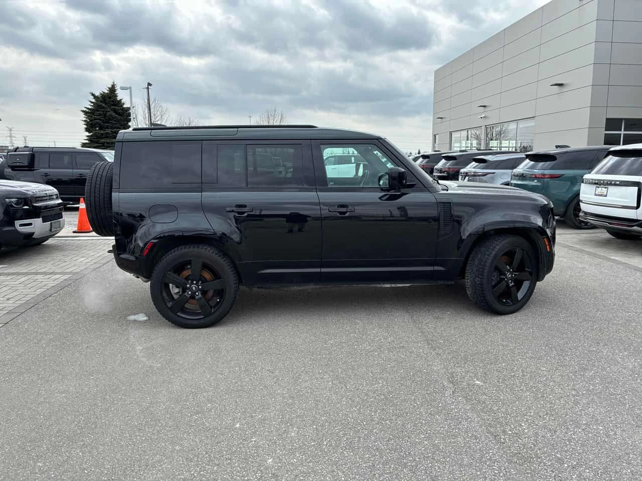 Land Rover Defender * X Dynamic SE* PANO* KEYLESS* �������*  | Mobile.bg � ����������� 3