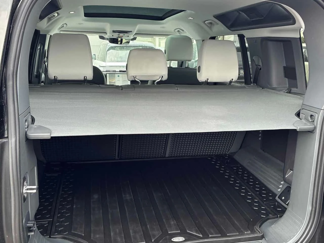 Land Rover Defender * X Dynamic SE* PANO* KEYLESS* �������*  | Mobile.bg � ����������� 12