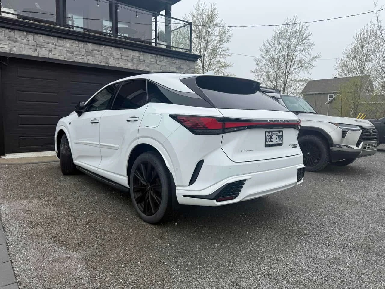 Lexus RX * 500h * АВТОКРЕДИТ БЕЗ ПЪРВОНАЧАЛНА ВНОСКА* , снимка 7 - Автомобили и джипове - 54777589