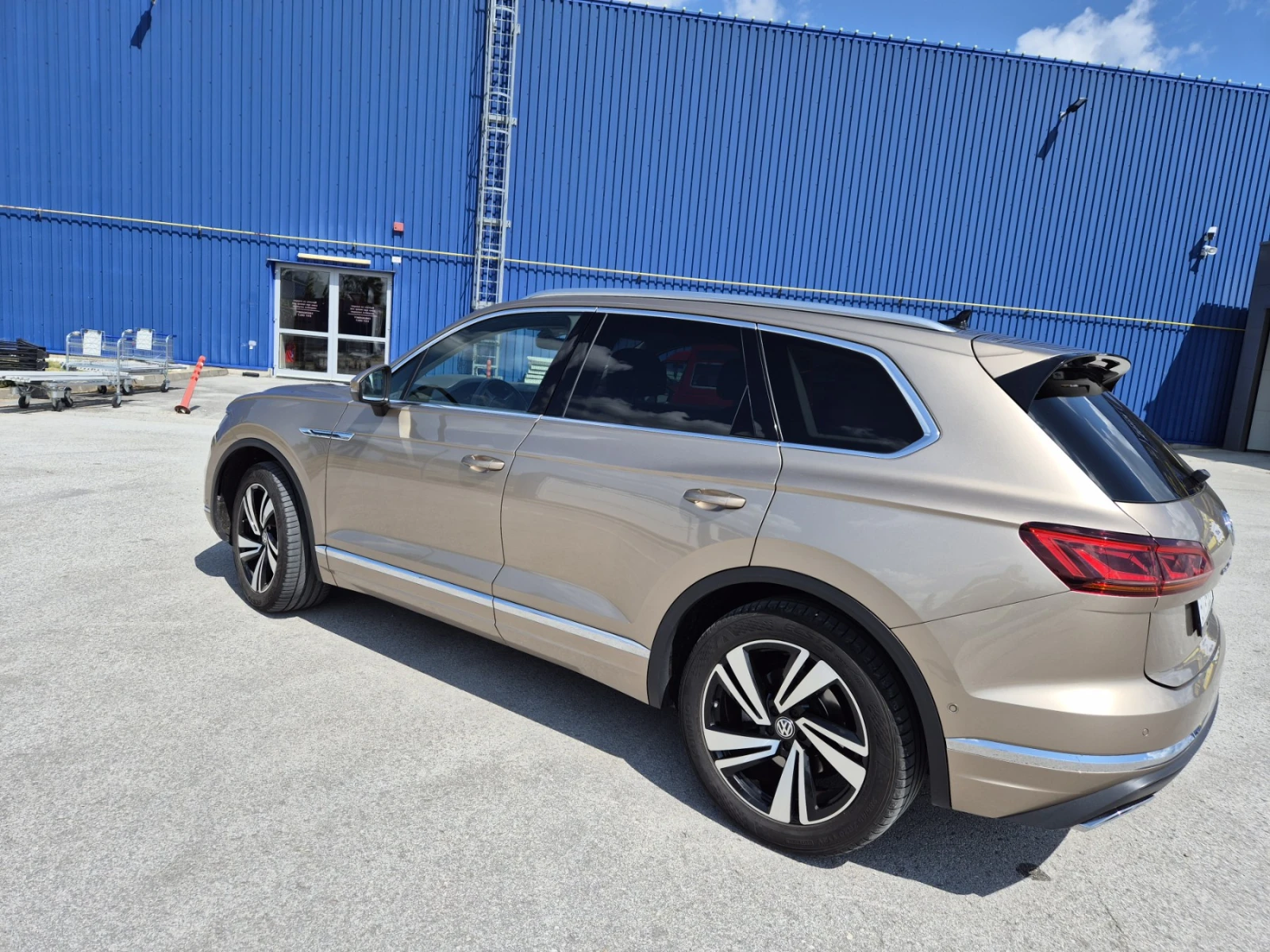 VW Touareg 3.0 TDI 4Motion, снимка 4 - Автомобили и джипове - 54934295