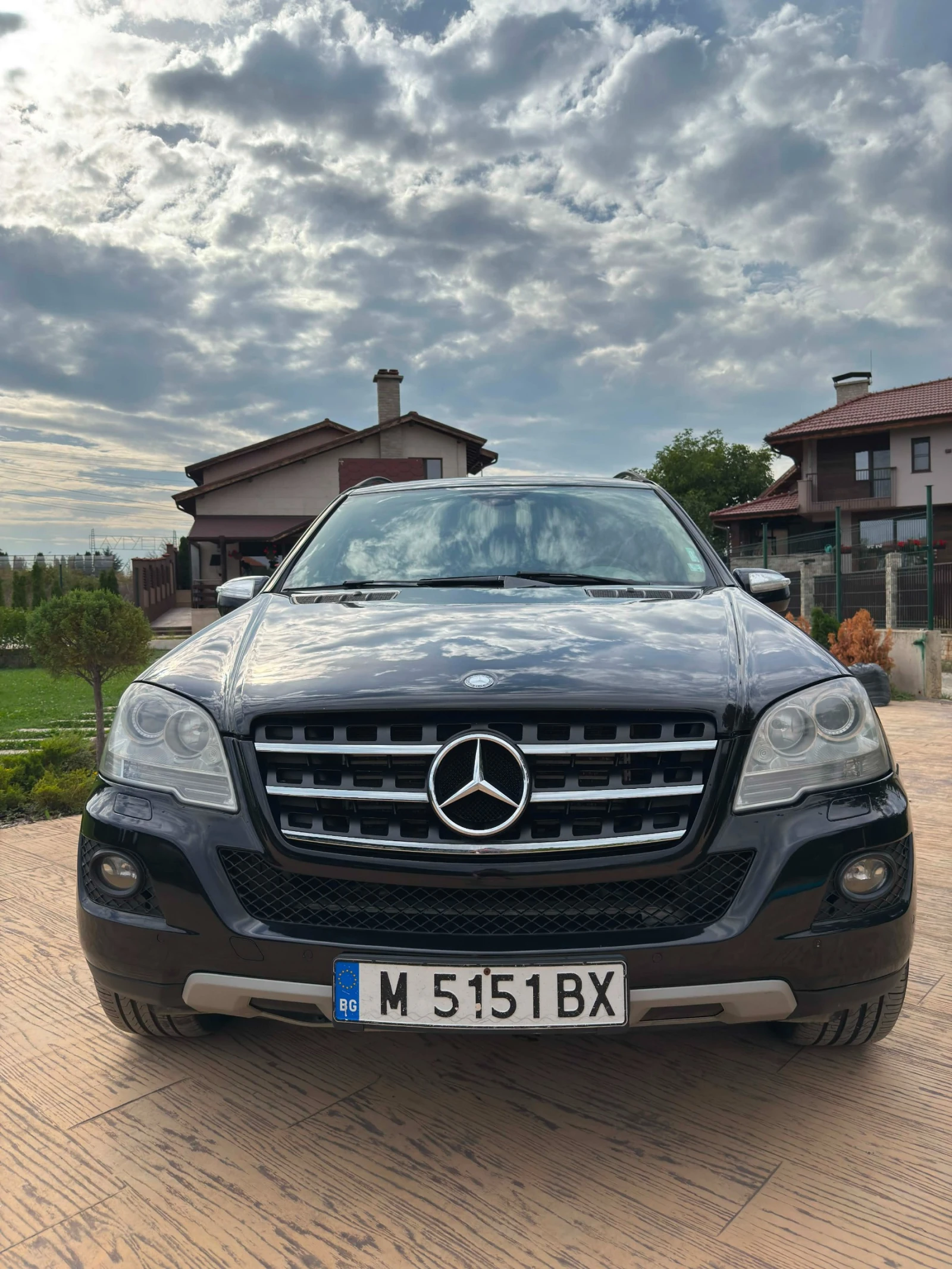 Mercedes-Benz ML 320 4Matic/Airmatic, снимка 3 - Автомобили и джипове - 55352315