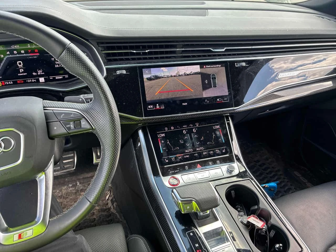 Audi SQ8 4.0 TFSI quattro | CARFAX | АВТОКРЕДИТ , снимка 9 - Автомобили и джипове - 55401514