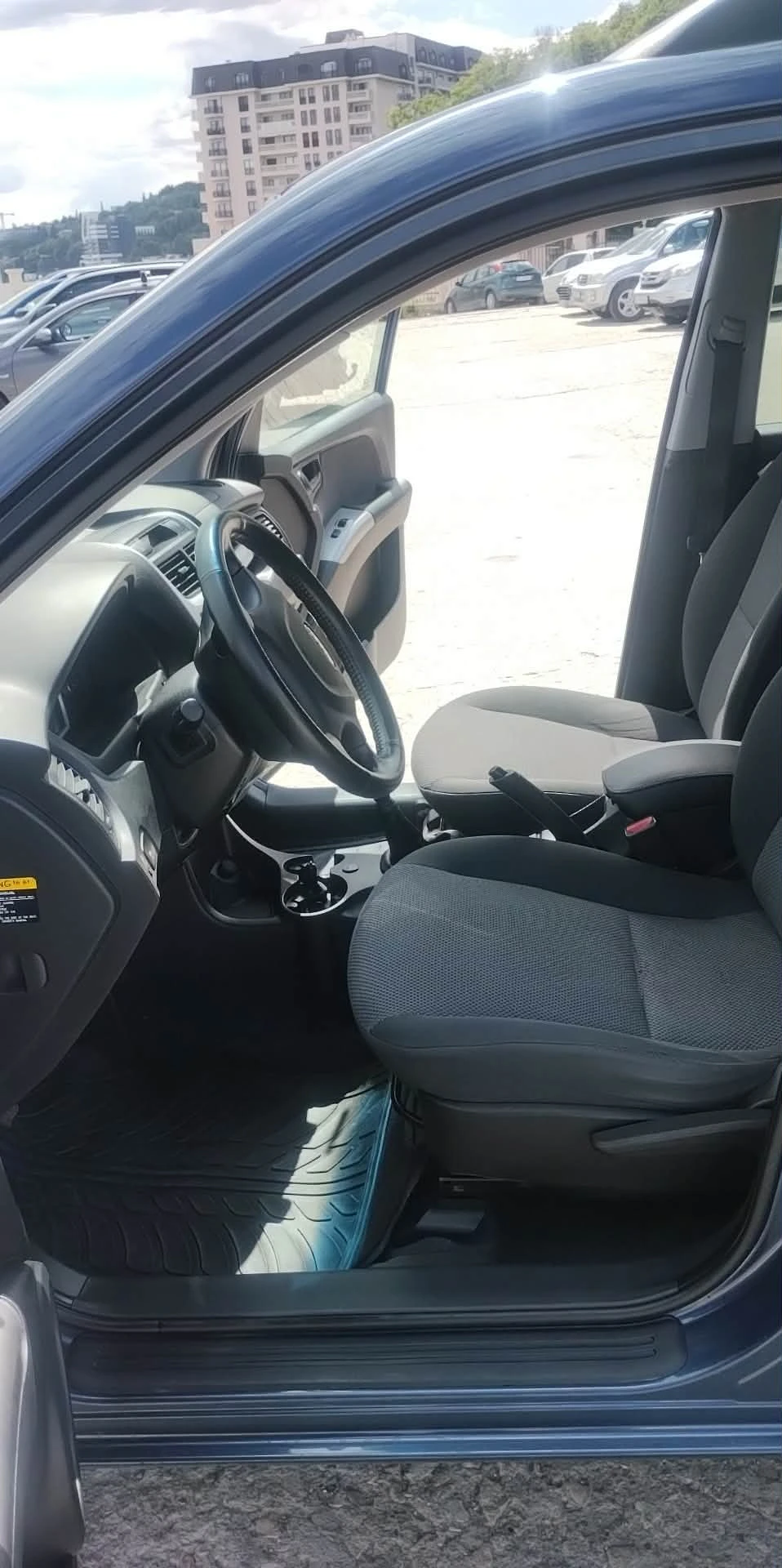 Kia Sportage, снимка 5 - Автомобили и джипове - 55551792