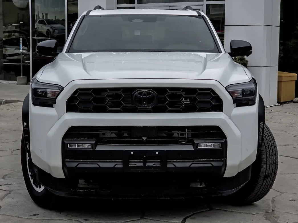 Toyota 4runner HYBRID | TRD OFF ROAD | PANO | 360CAM | Mobile.bg � ����������� 2