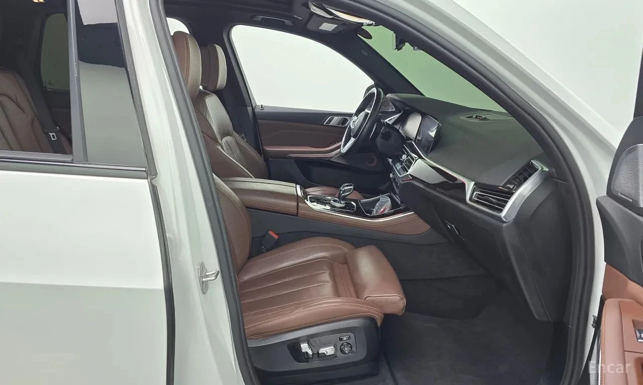 BMW X5 * xDrive 40i M Sport * ЦЕНА ДО БЪЛГАРИЯ* , снимка 11 - Автомобили и джипове - 56104043