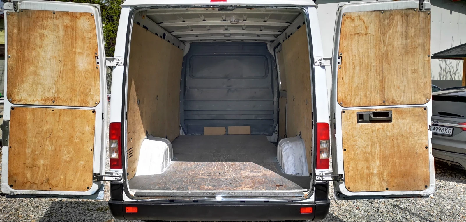 Mercedes-Benz Sprinter 208 CDI, снимка 9 - Бусове и автобуси - 53299107