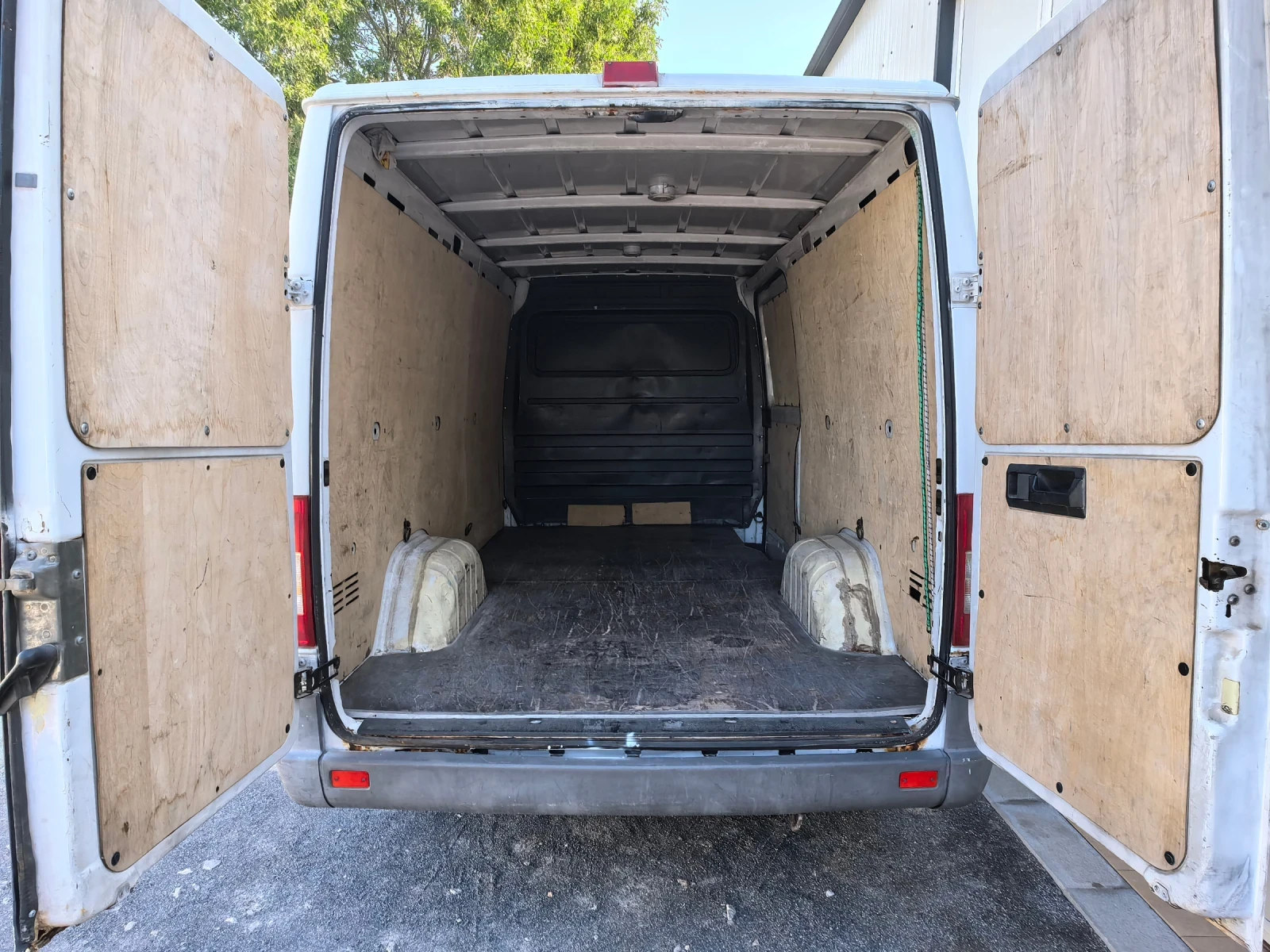 Mercedes-Benz Sprinter 208  - изображение 7