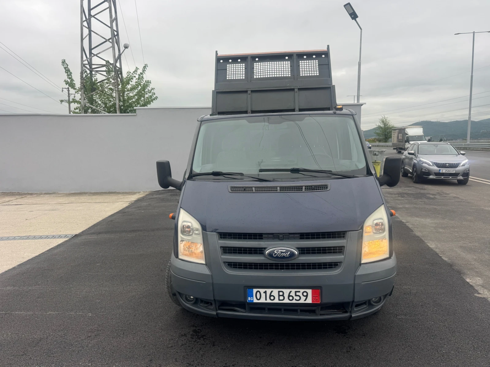 Ford Transit 2.4TDCI 7местен Климатик , снимка 2 - Бусове и автобуси - 54367530