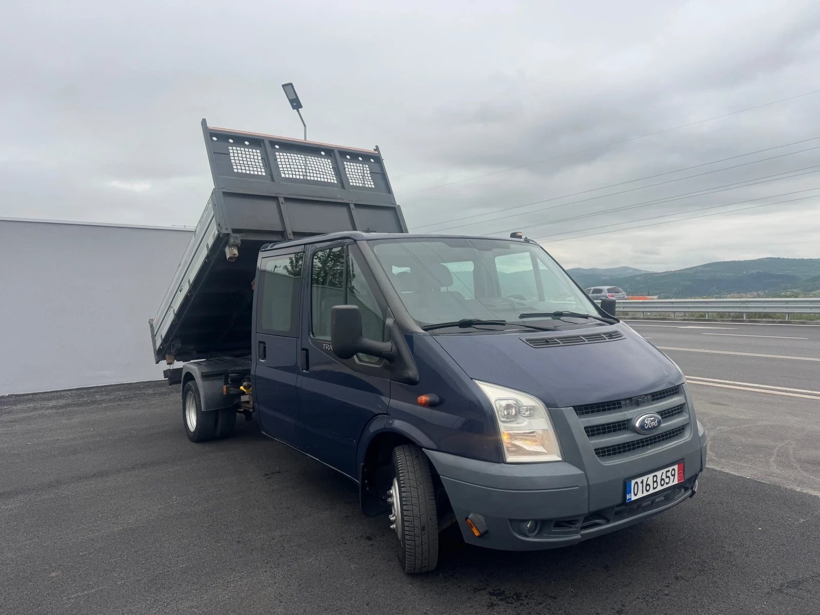 Ford Transit 2.4TDCI 7местен Климатик , снимка 3 - Бусове и автобуси - 54367530