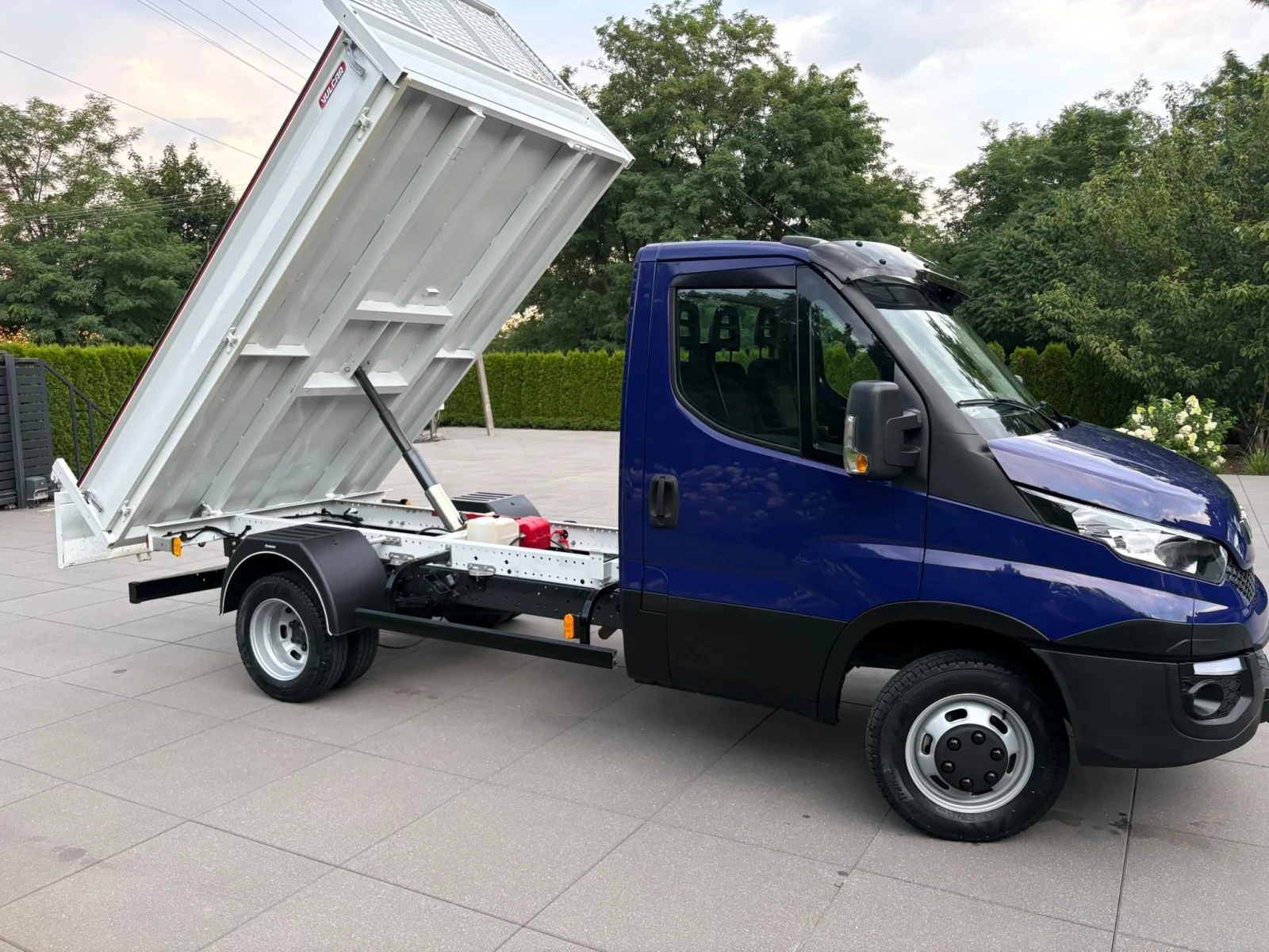 Iveco 35c15 КАТ Б, снимка 8 - Бусове и автобуси - 55619302