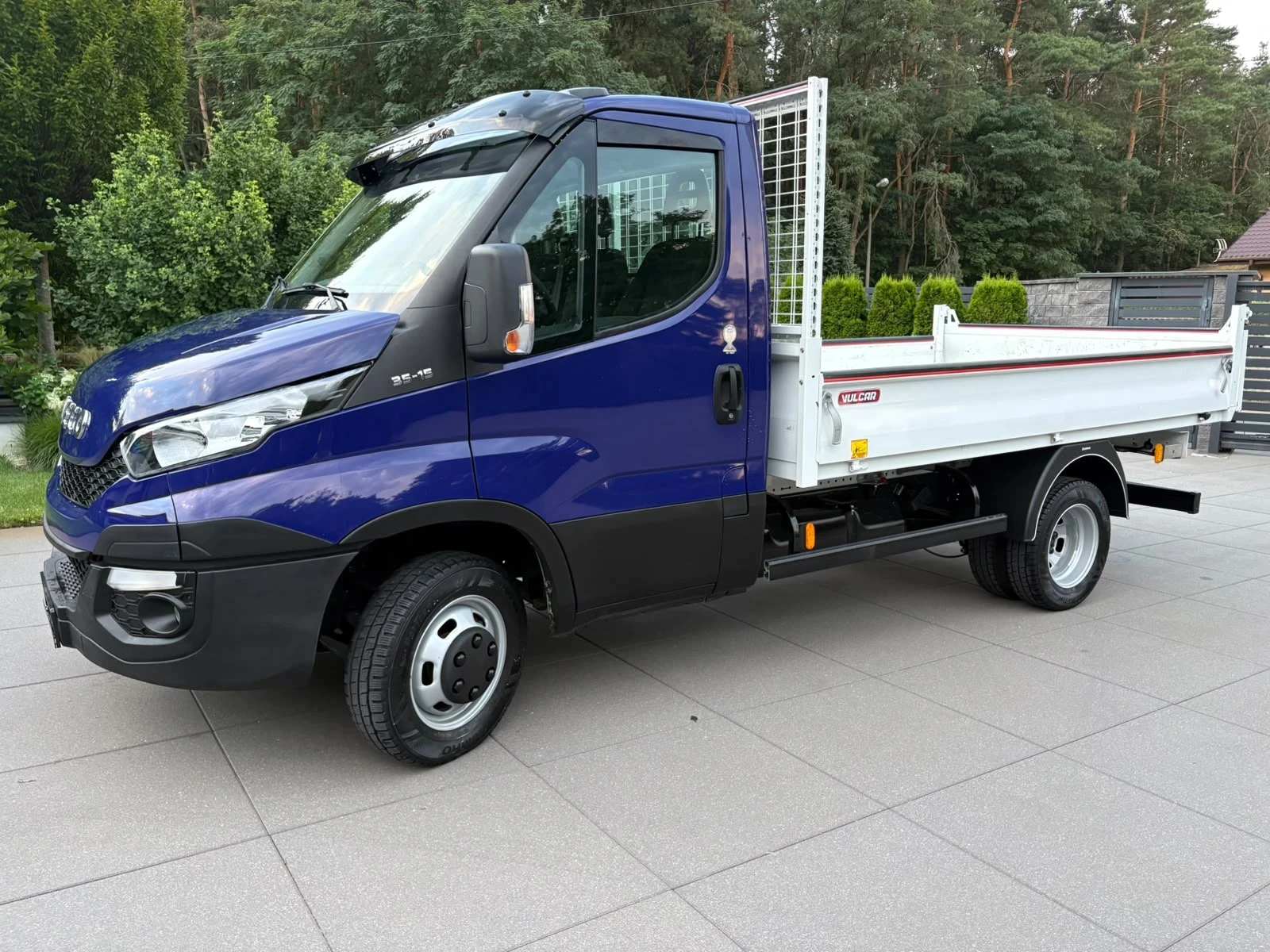 Iveco 35c15 КАТ Б, снимка 2 - Бусове и автобуси - 55619302