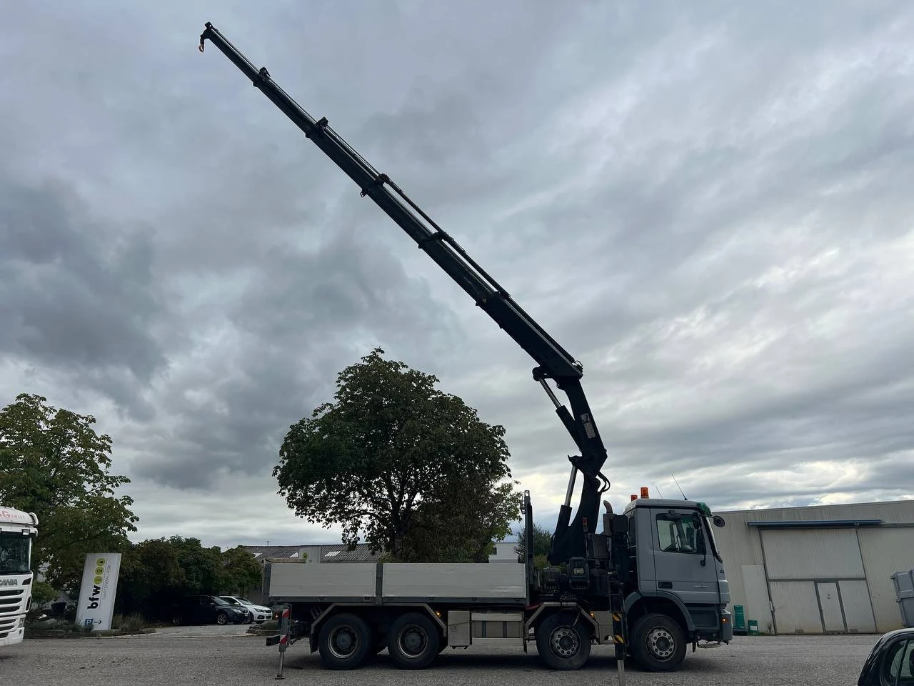 Mercedes-Benz Actros 3246 Hiab 422 EP-5 Дистанционно, снимка 6 - Камиони - 56175585