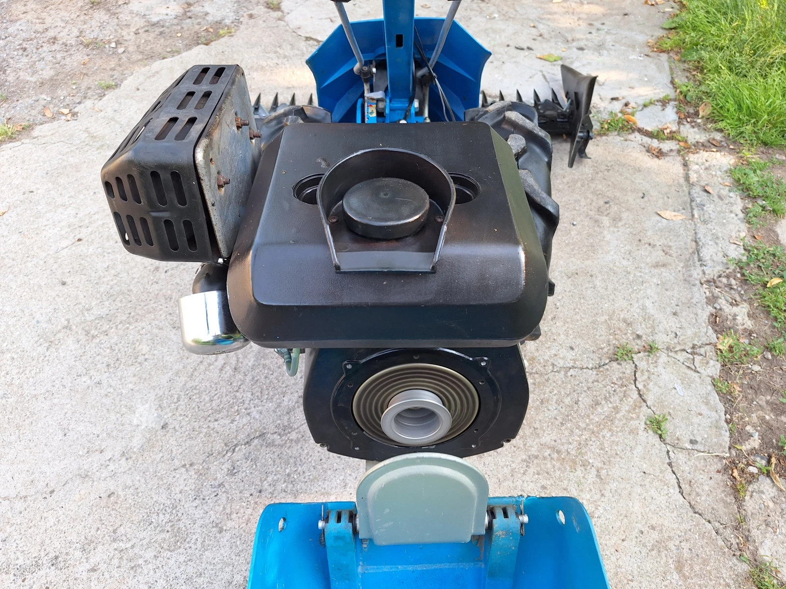  BCS BCS     | Mobile.bg   13