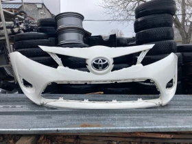 Toyota Verso. Тойота Версо. Предна броня. 13-18. Оригинална., снимка 2