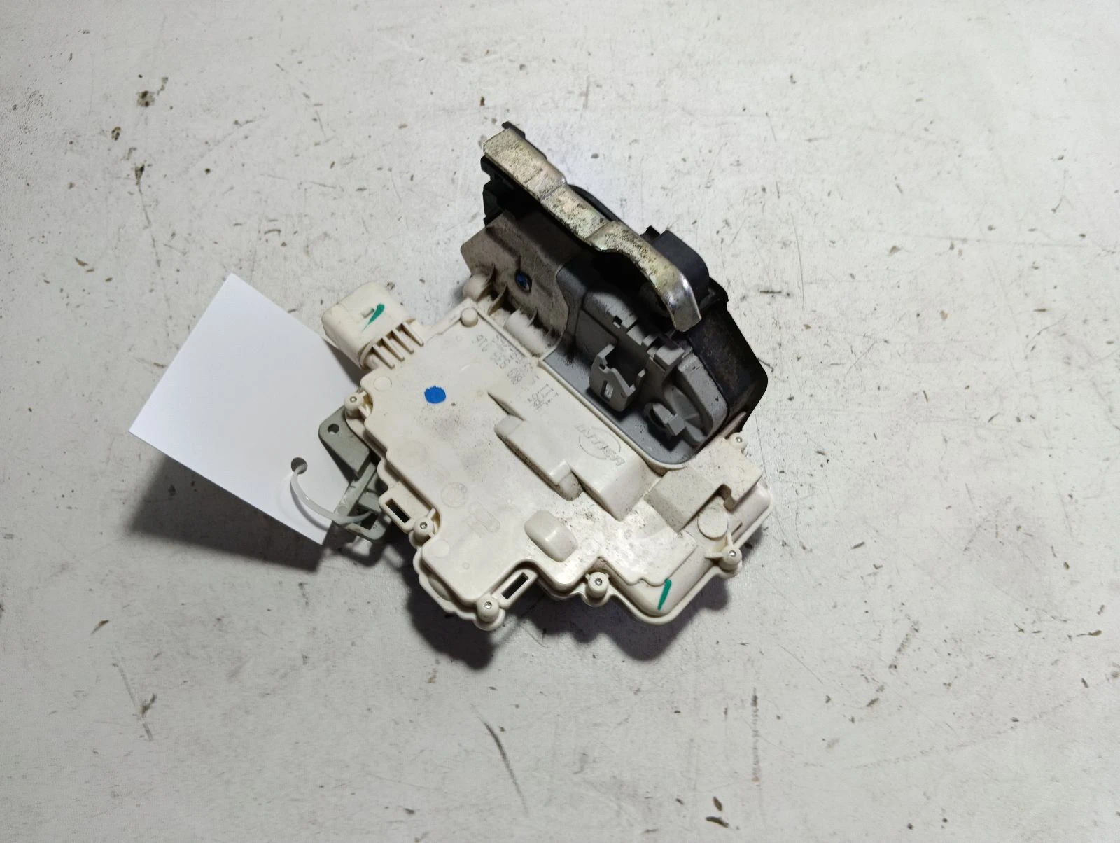 брава (задна дясна) 8K0839016 Audi Q5