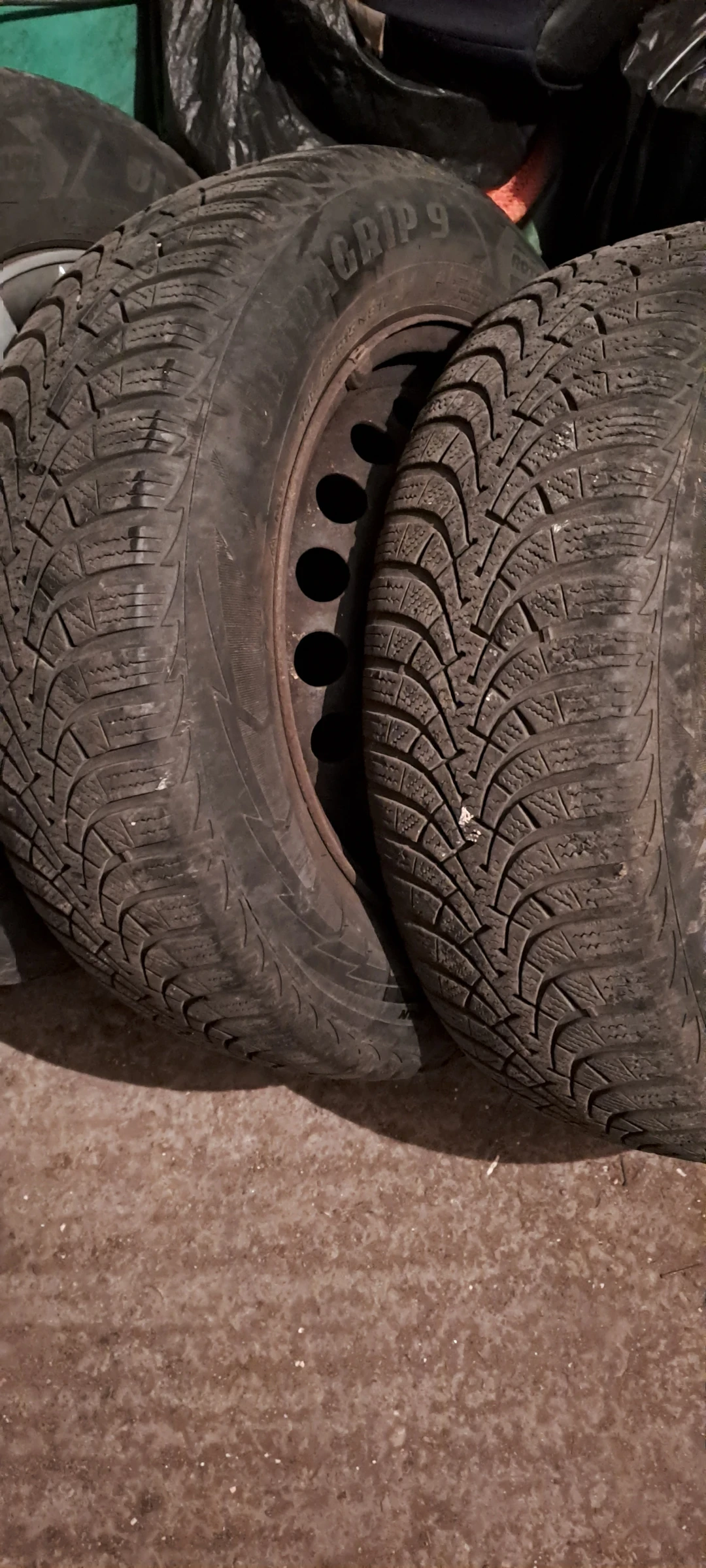    195/65R15  VW Golf | Mobile.bg   4