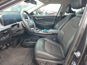 Kia EV6 LONG RANGE* 4x4* Back cam* Подгрев* 2ключа, снимка 10