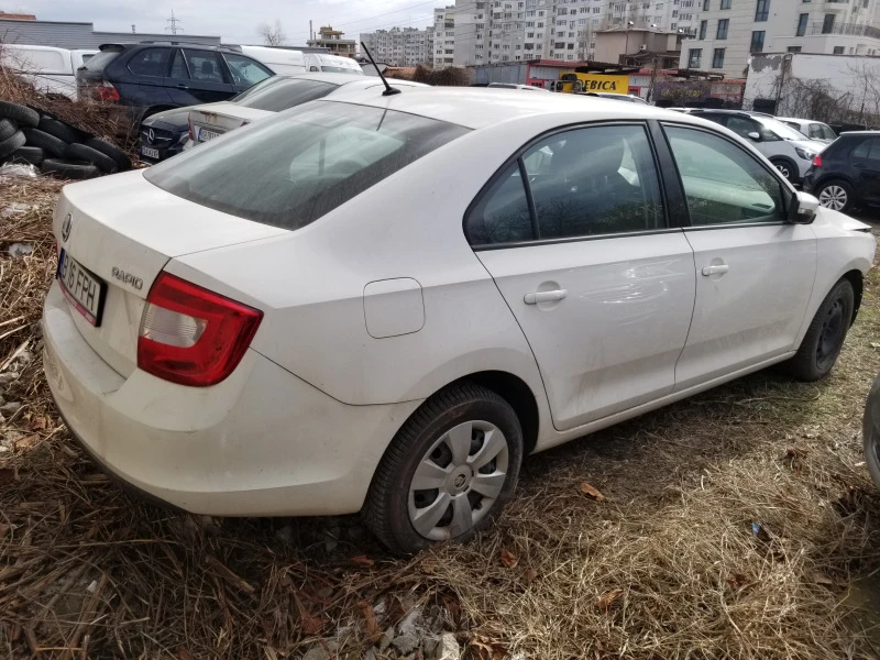 Skoda Rapid, снимка 3 - Автомобили и джипове - 45390478