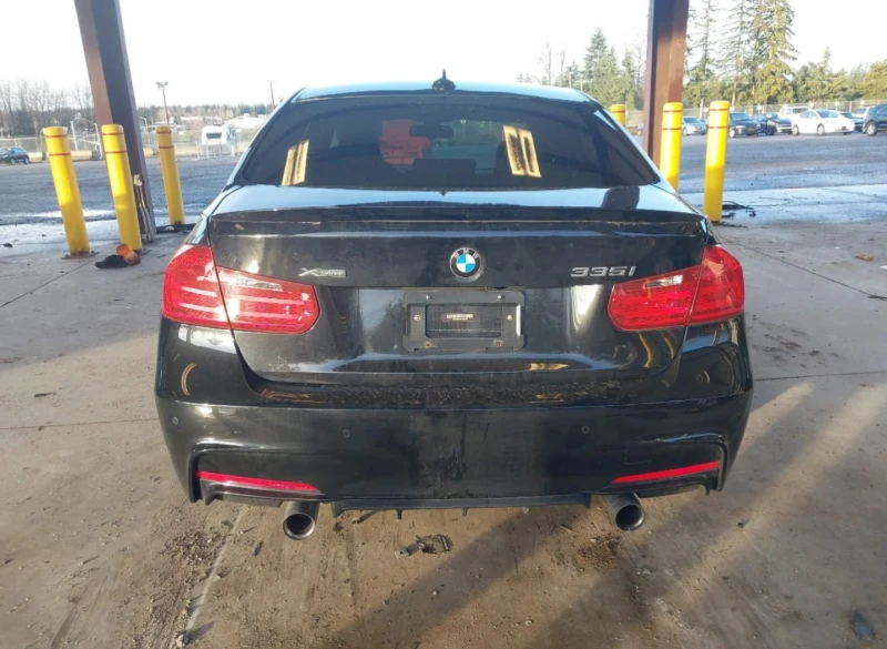 BMW 335 M* HARMAN* HEADUP* ПОДГРЕВ, снимка 5 - Автомобили и джипове - 48629937