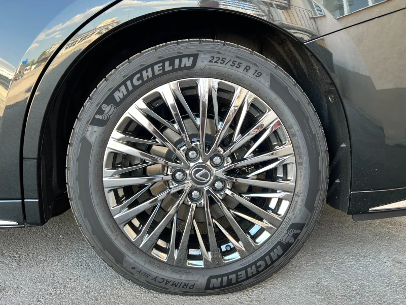 Lexus LM 350h 7-МЕСТЕН, снимка 6 - Автомобили и джипове - 51509047