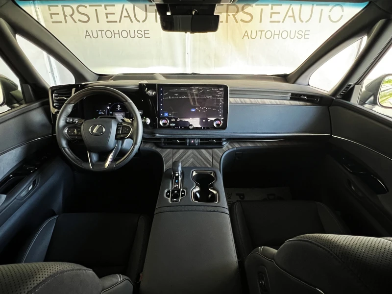 Lexus LM 350h 7-МЕСТЕН, снимка 8 - Автомобили и джипове - 51509047