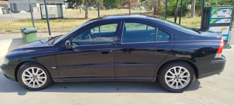 Volvo S60 Газ/бензин, снимка 2 - Автомобили и джипове - 50884788