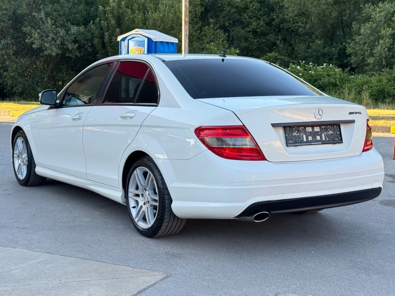 Mercedes-Benz C 220 CDI AMG* 646* Klimatronik, снимка 9 - Автомобили и джипове - 50899930