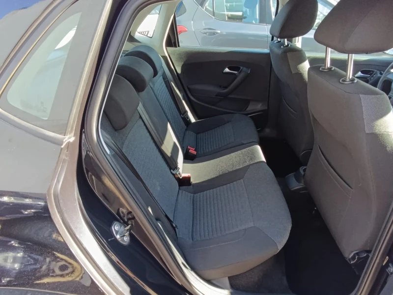 VW Polo TDi ТОП СЪСТОЯНИЕ, снимка 9 - Автомобили и джипове - 51491340