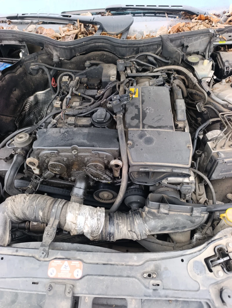 Mercedes-Benz CLK 200kompresor НА ЧАСТИ , снимка 4 - Автомобили и джипове - 52897513