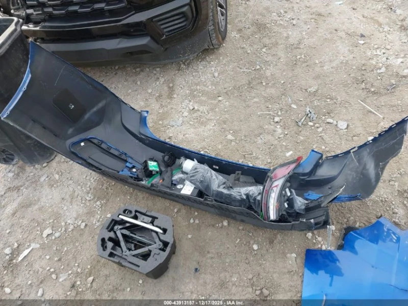 VW Jetta 1.5L I-4 DI, DOHC, VVT, TURBO, 158HP Front Wheel, снимка 4 - Автомобили и джипове - 53095510