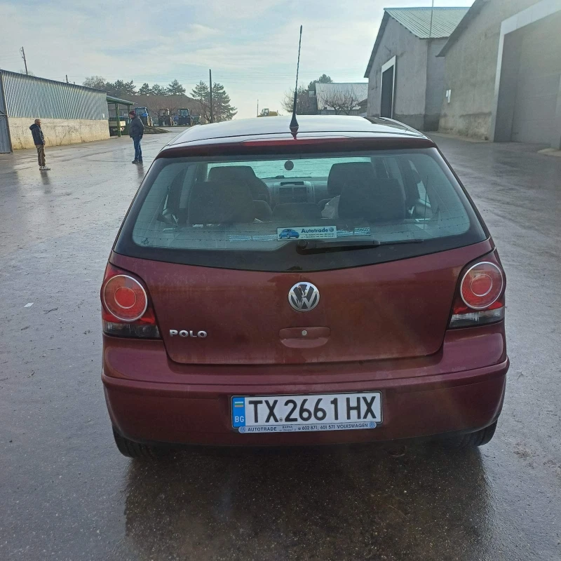 VW Polo лек, снимка 3 - Автомобили и джипове - 53453869