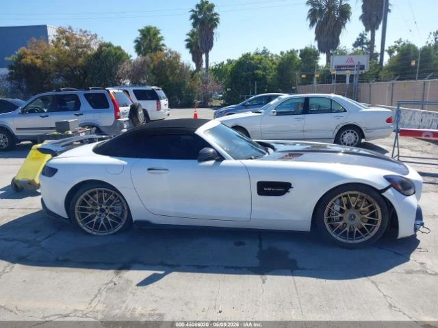 Mercedes-Benz GT AMG * CARFAX * АВТОКРЕДИТ * , снимка 14 - Автомобили и джипове - 55046285