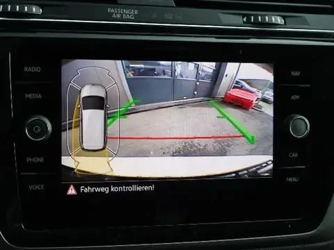 VW Touran 2.0 TDI DSG, снимка 6 - Автомобили и джипове - 56107079