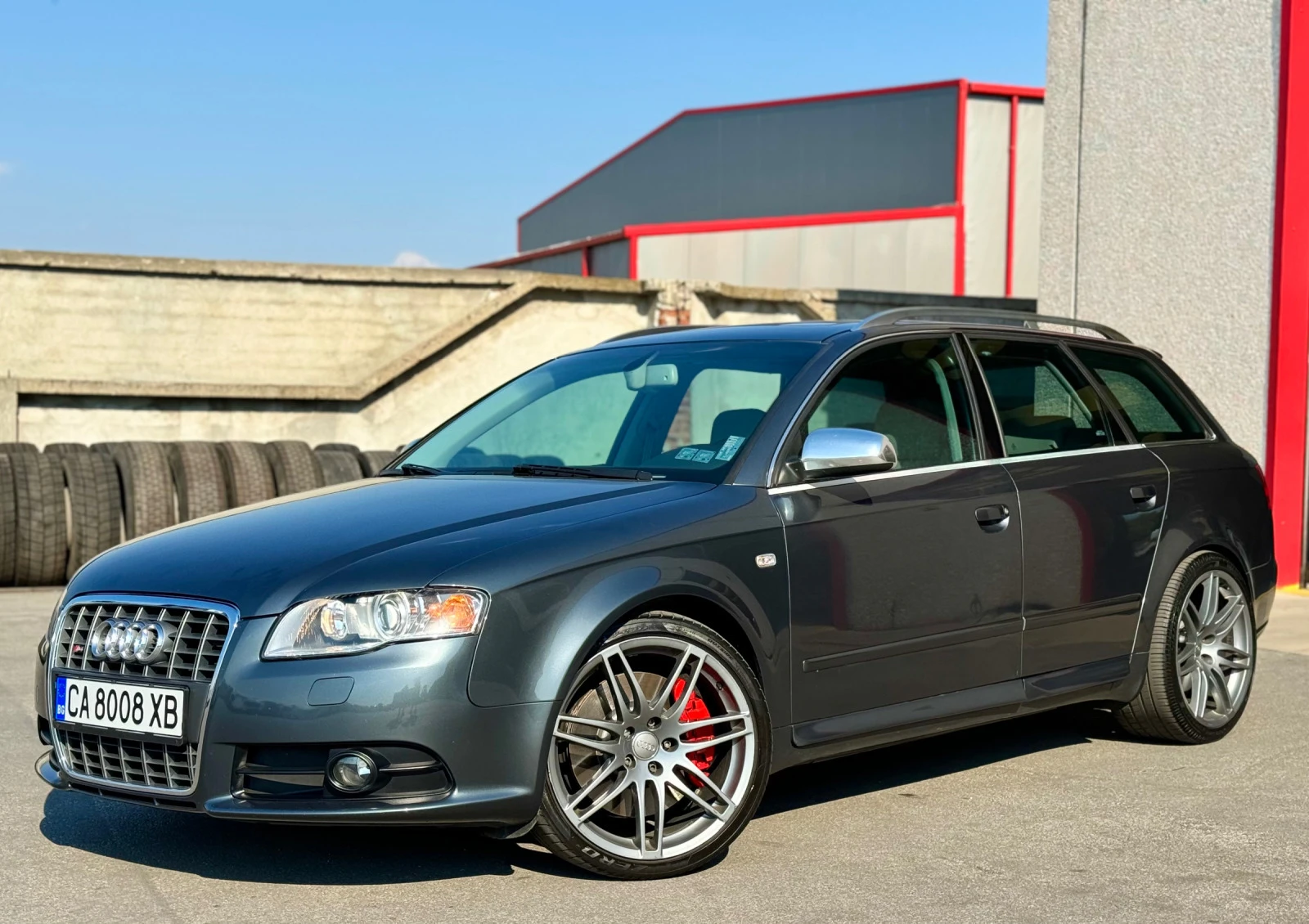 Audi S4 4.2 - изображение 2