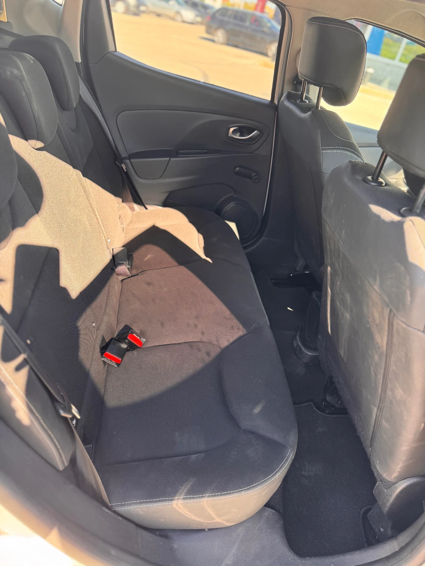 Renault Clio 1.5dci 90�� | Mobile.bg � ����������� 14