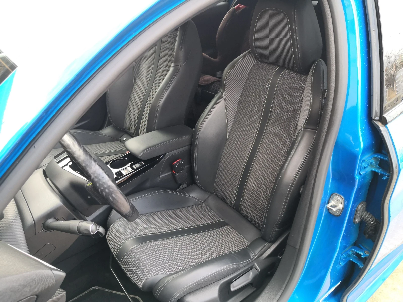 Peugeot 208 GT Line | Mobile.bg   11