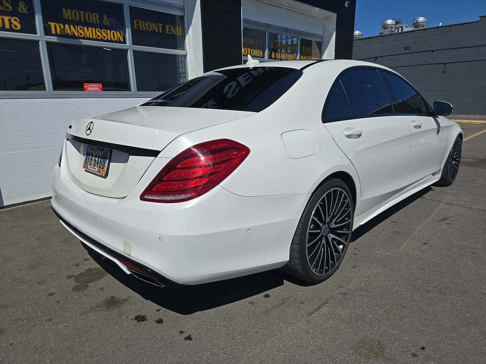 Mercedes-Benz S 550 LONG/360 KAMEPA/DISTRONIC PLUS/ПОДГРЕВ/ОБДУХВАНЕ - изображение 3