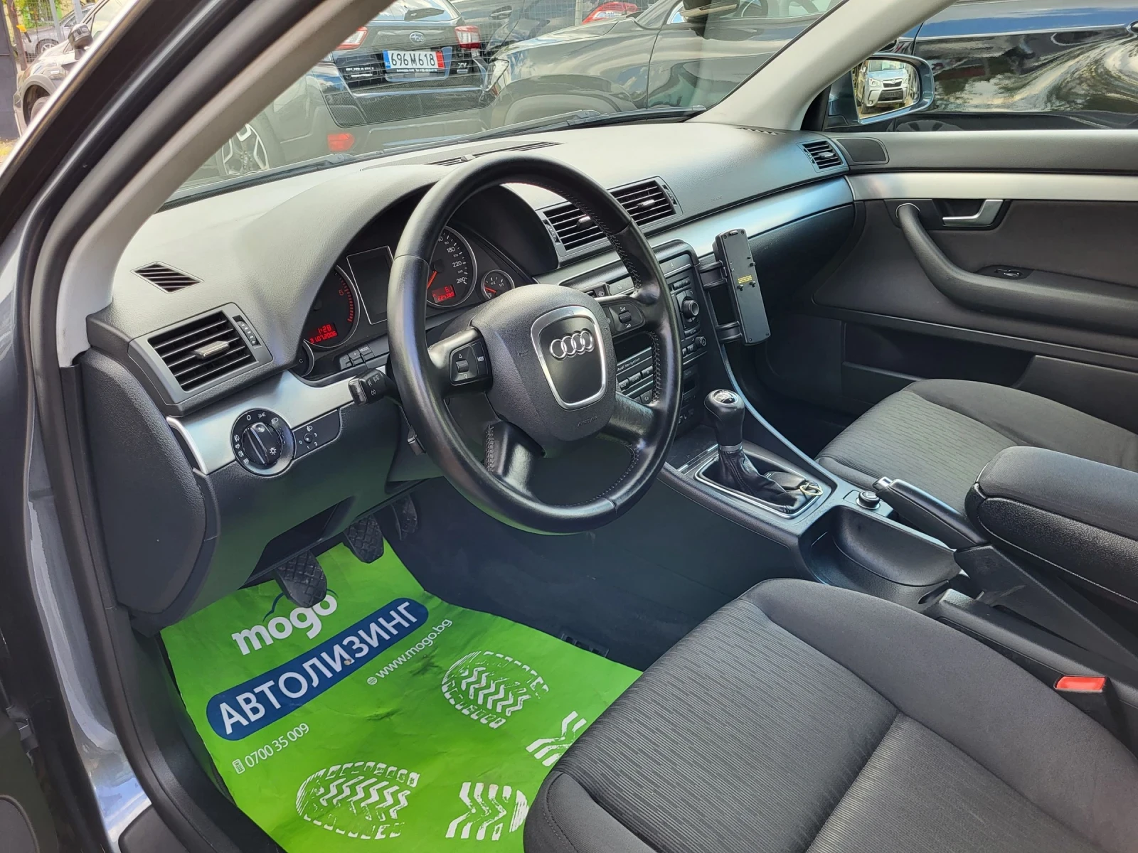 Audi A4 2.0 TDI / NAVY/ ПОДГРЕВ / 6 ск. - изображение 7