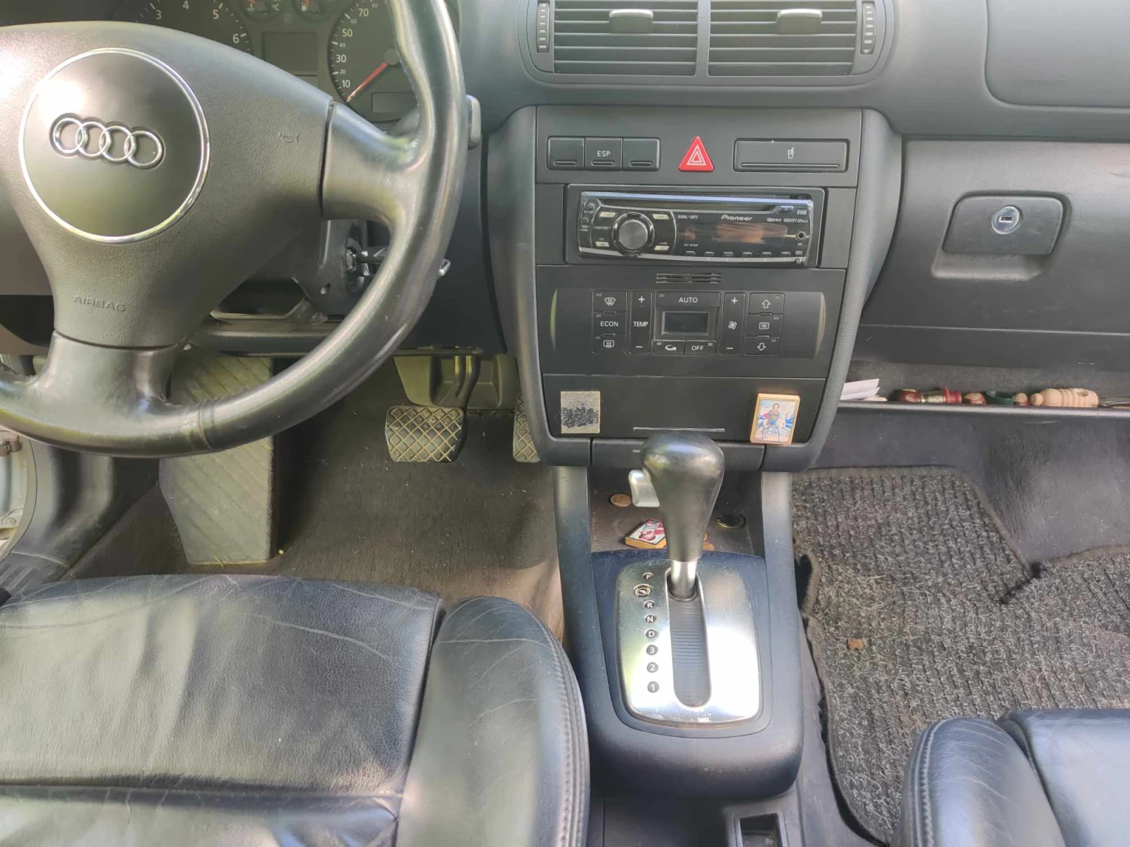 Audi A3 1.8 T автоматик - изображение 10