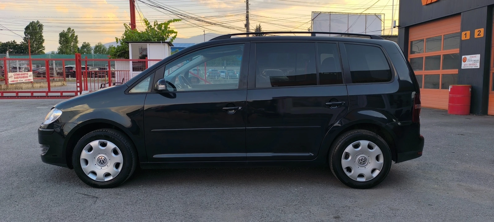 VW Touran 1.9-105кс-6ск. - изображение 5