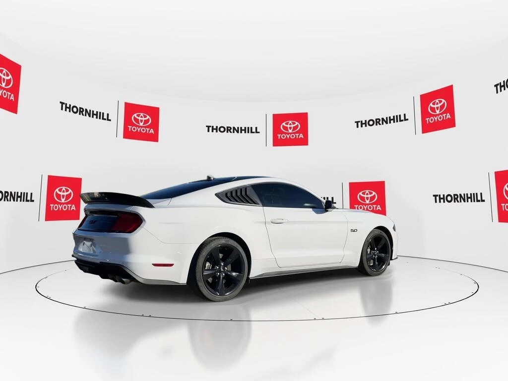 Ford Mustang * GT Premium NEW TIRES, NEW ALIGNMENT, NO ACCIDENT - изображение 9