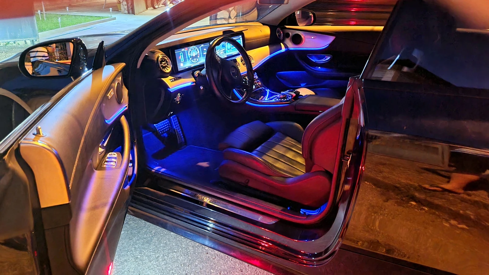 Mercedes-Benz E 220 AMG/4X4 9G/220. CDI, снимка 15 - Автомобили и джипове - 53748394