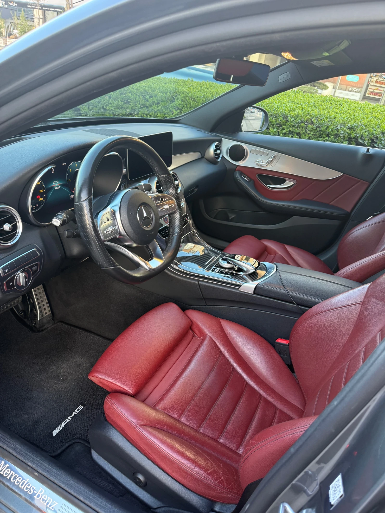 Mercedes-Benz C 300 4Matic AMG, снимка 2 - Автомобили и джипове - 53827668